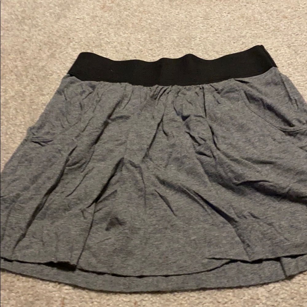 Grey skirt